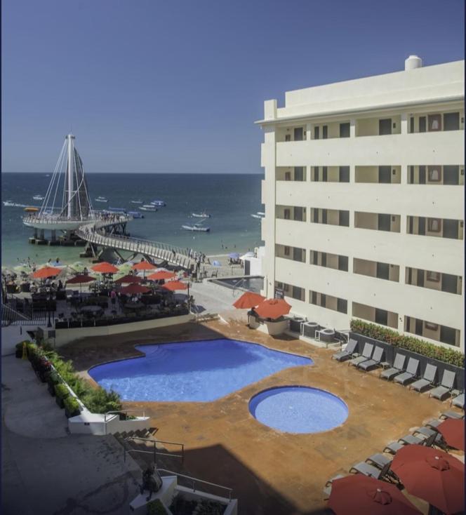 Hotel Delfin Vista Pier Beach Front Пуерто-Вальярта Екстер'єр фото